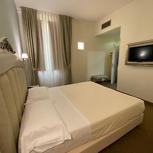 Jr Hotels Oriente Bari